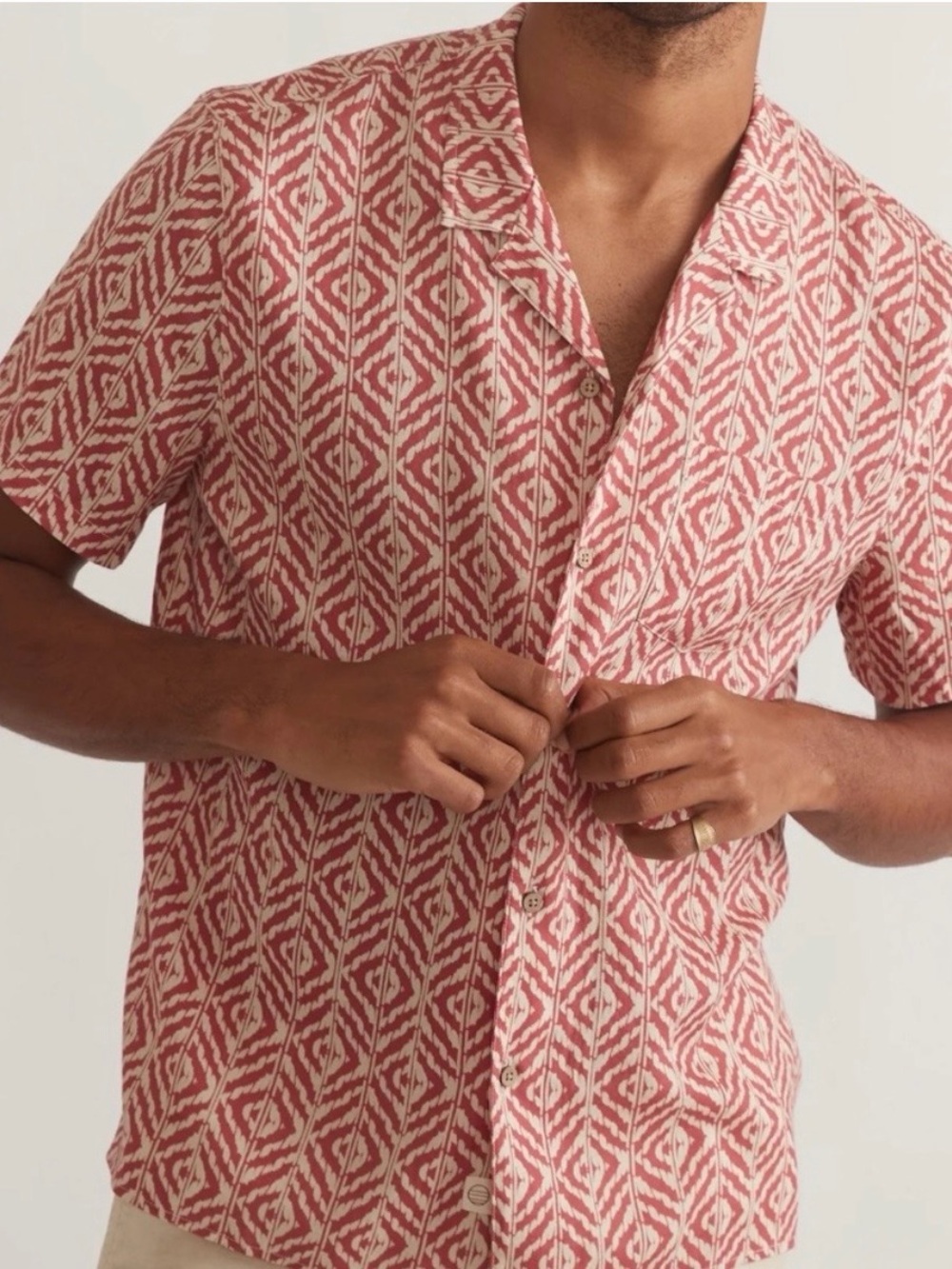 Marine Layer Men’s Resort Warm Geometric  Print Short-Sleeve Button-Down Shirt